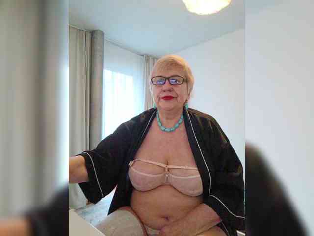 SweetCherry00 webcam