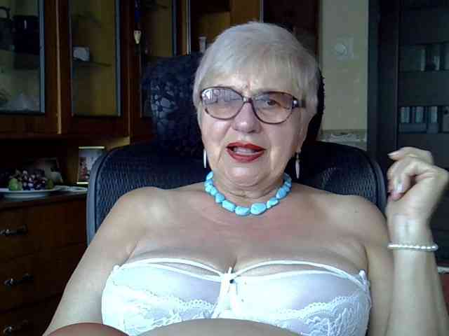 SweetCherry00 webcam