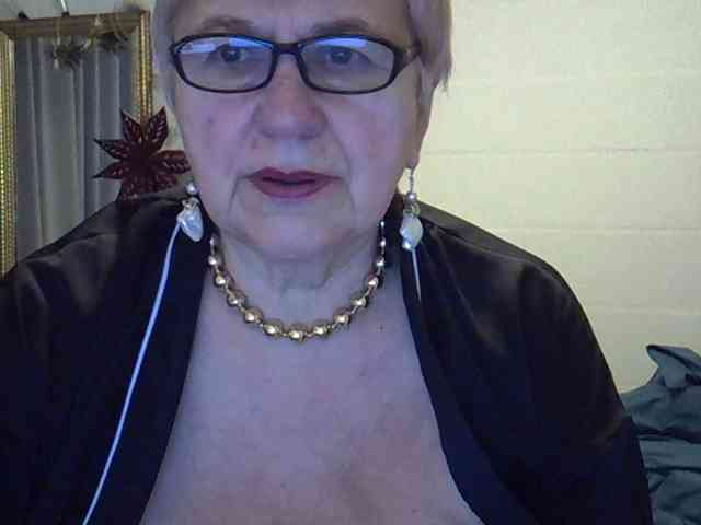 SweetCherry00 webcam