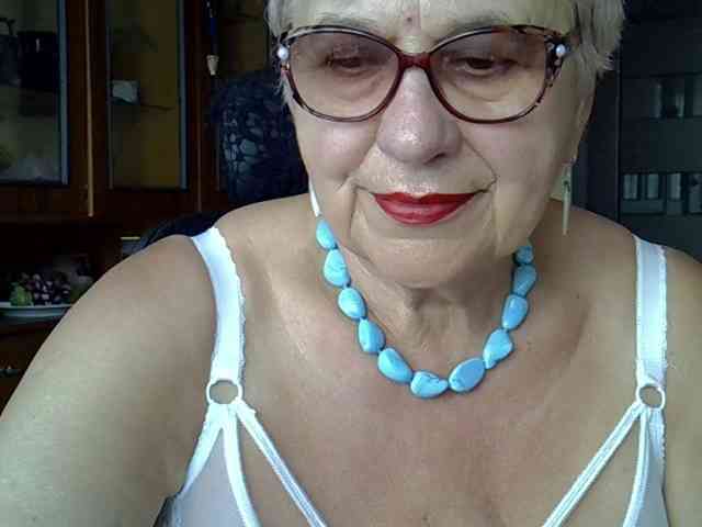 SweetCherry00 webcam
