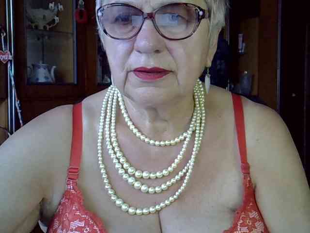 SweetCherry00 webcam