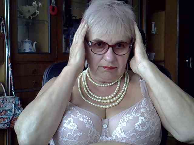 SweetCherry00 webcam