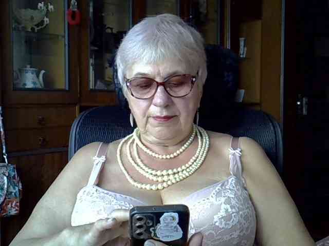 SweetCherry00 webcam