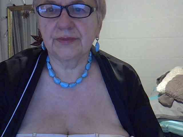 SweetCherry00 webcam