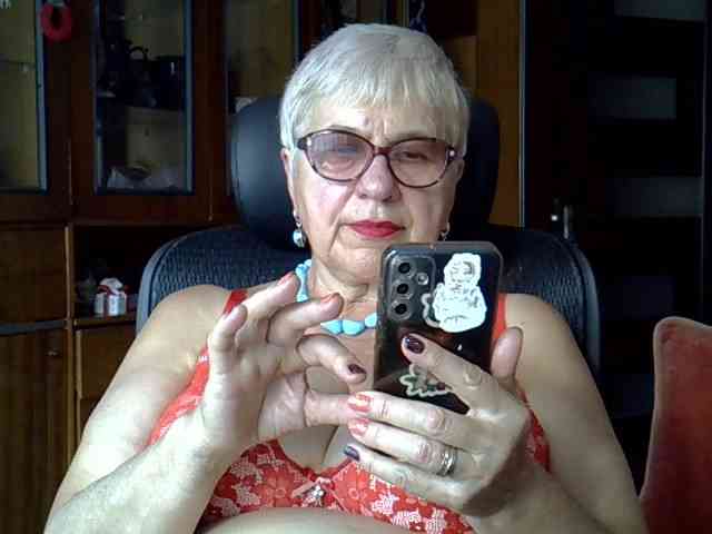 SweetCherry00 webcam