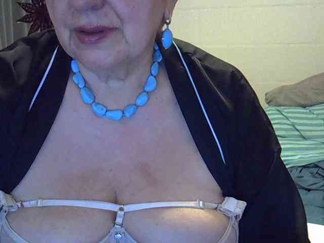 SweetCherry00 webcam