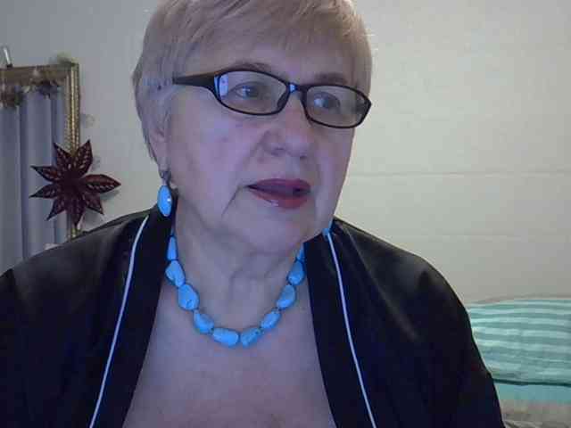 SweetCherry00 webcam