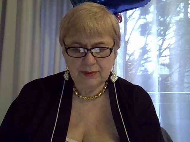 SweetCherry00 webcam