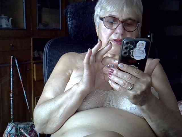 SweetCherry00 webcam