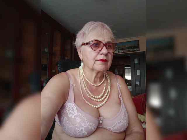 SweetCherry00 webcam
