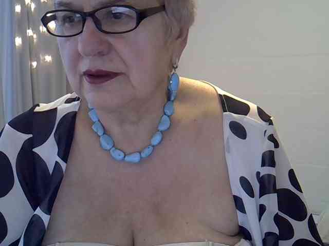 SweetCherry00 webcam