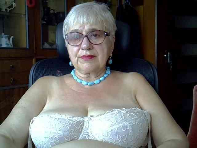 SweetCherry00 webcam