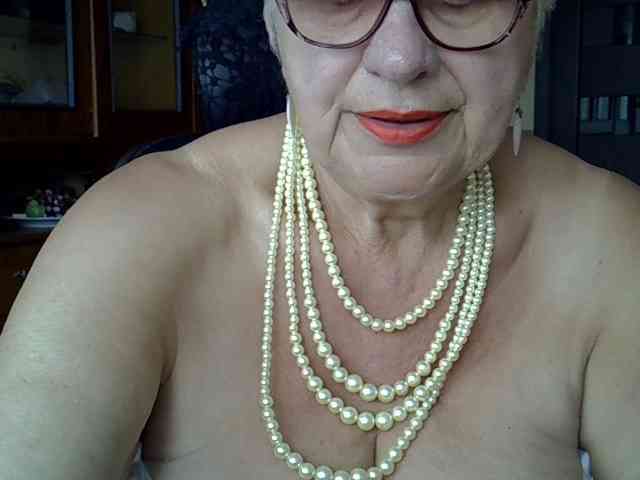 SweetCherry00 webcam