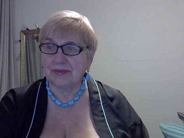 SweetCherry00 webcam
