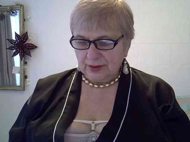 SweetCherry00 webcam