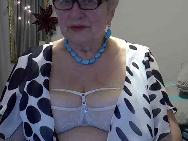 SweetCherry00 webcam
