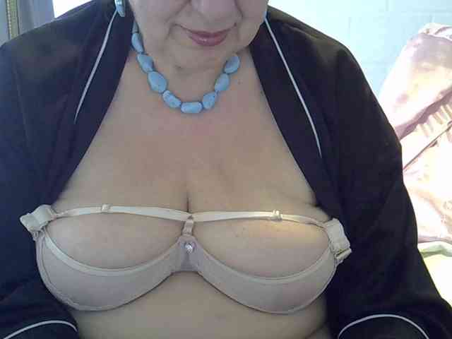 SweetCherry00 webcam