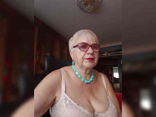 SweetCherry00 webcam