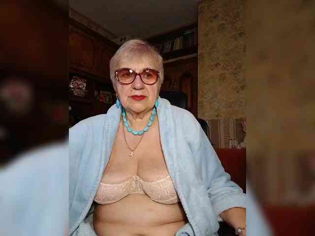 SweetCherry00 webcam