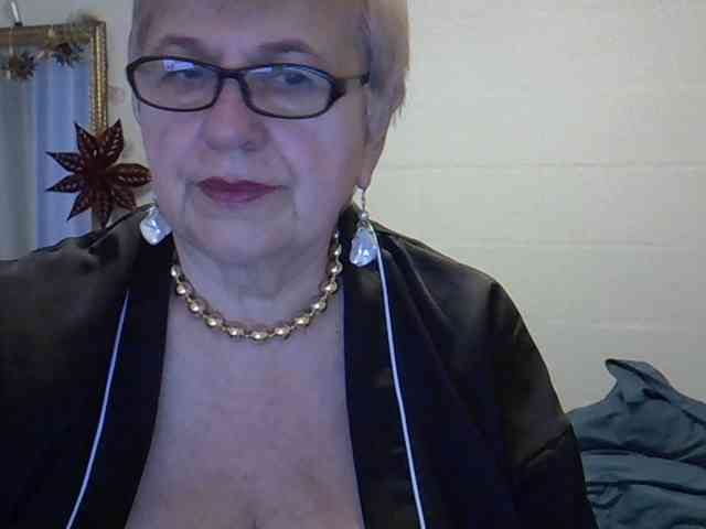 SweetCherry00 webcam