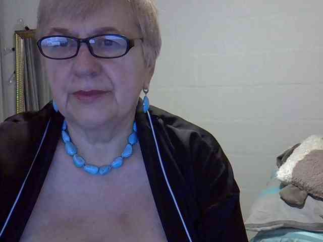 SweetCherry00 webcam