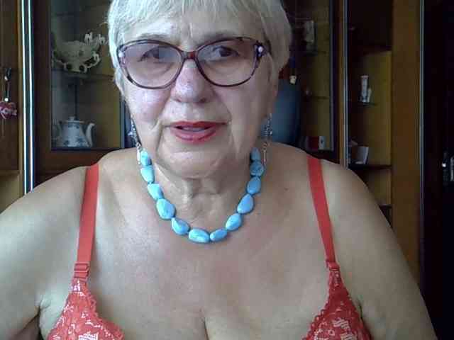 SweetCherry00 webcam