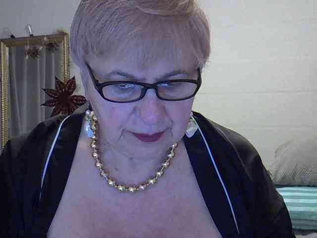 SweetCherry00 webcam