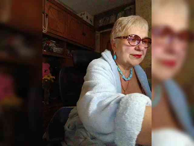 SweetCherry00 webcam