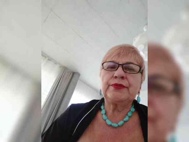 SweetCherry00 webcam