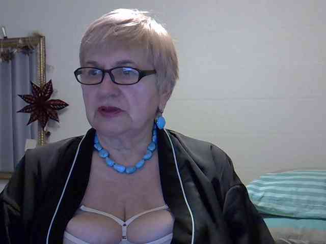 SweetCherry00 webcam