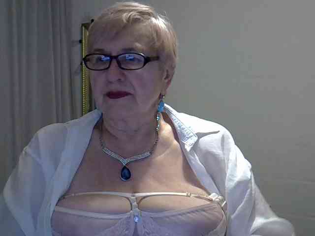 SweetCherry00 webcam