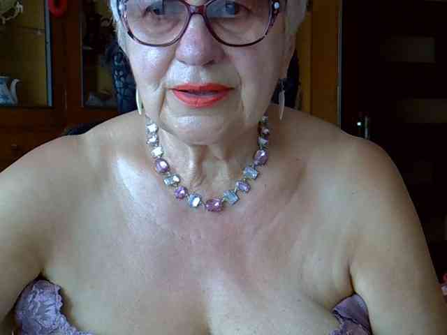 SweetCherry00 webcam