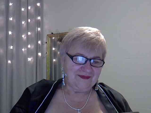 SweetCherry00 webcam