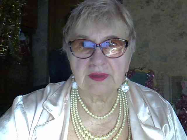 SweetCherry00 webcam