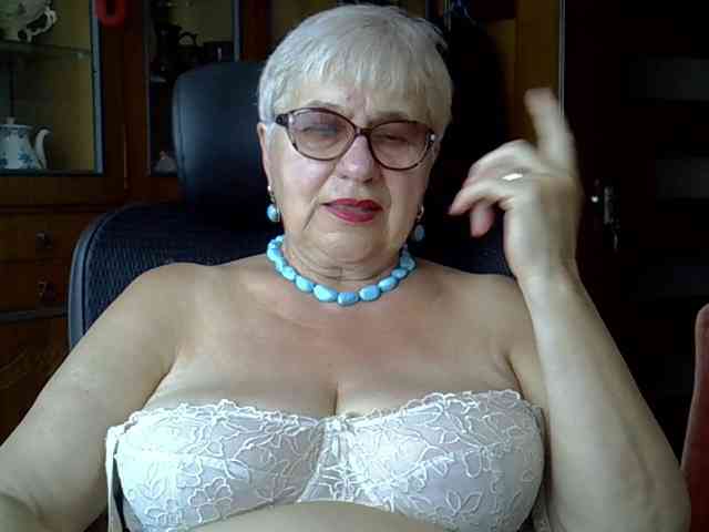SweetCherry00 webcam