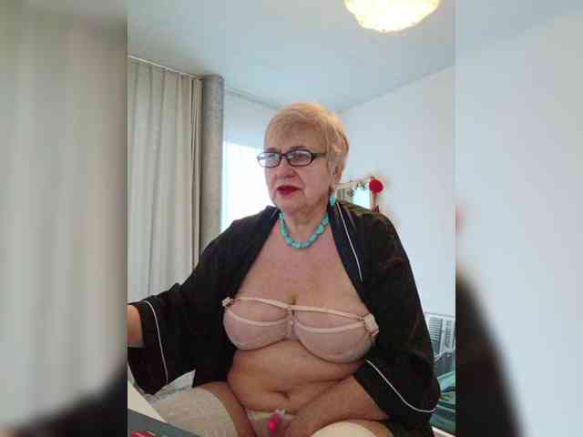 SweetCherry00 webcam