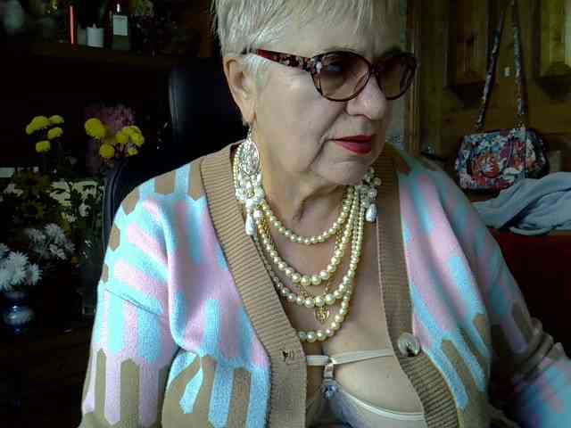 SweetCherry00 webcam
