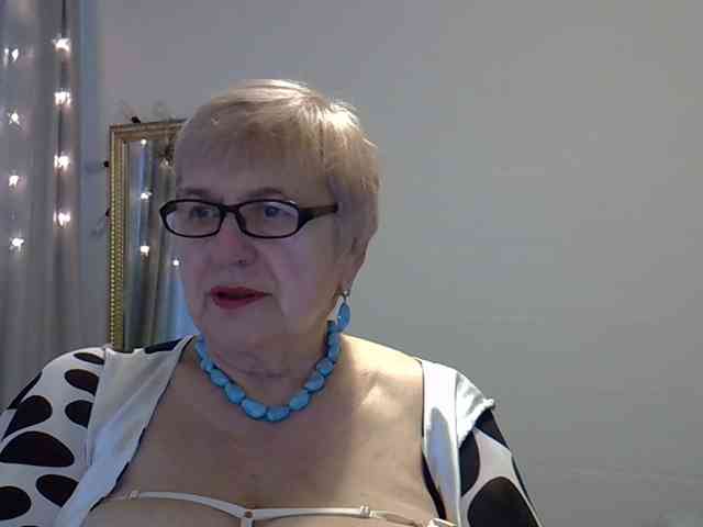 SweetCherry00 webcam