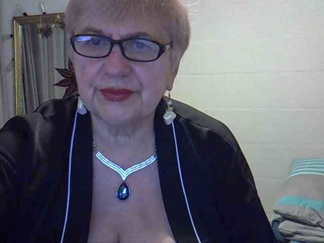 SweetCherry00 webcam