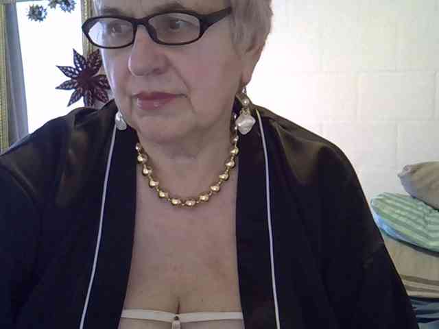 SweetCherry00 webcam