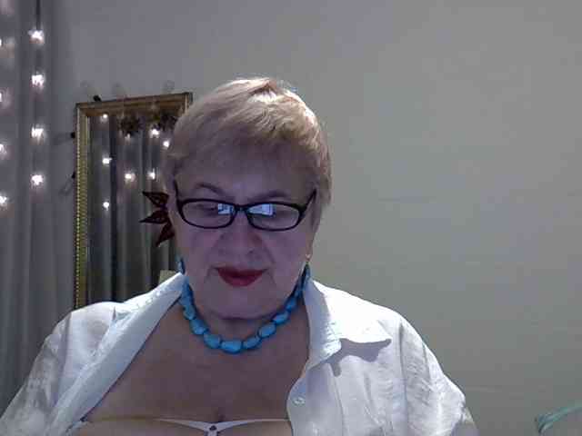 SweetCherry00 webcam