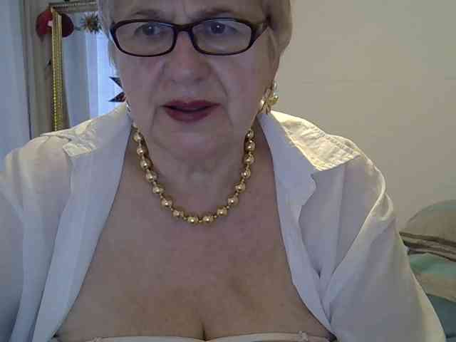 SweetCherry00 webcam