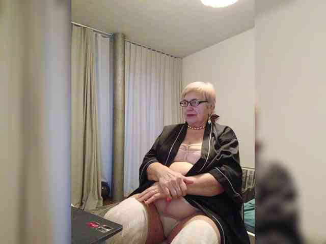 SweetCherry00 webcam