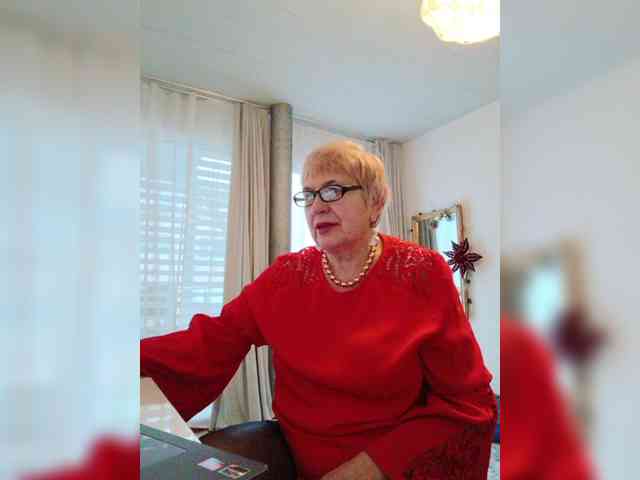 SweetCherry00 webcam