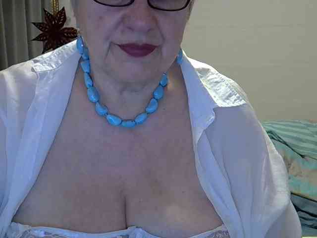 SweetCherry00 webcam