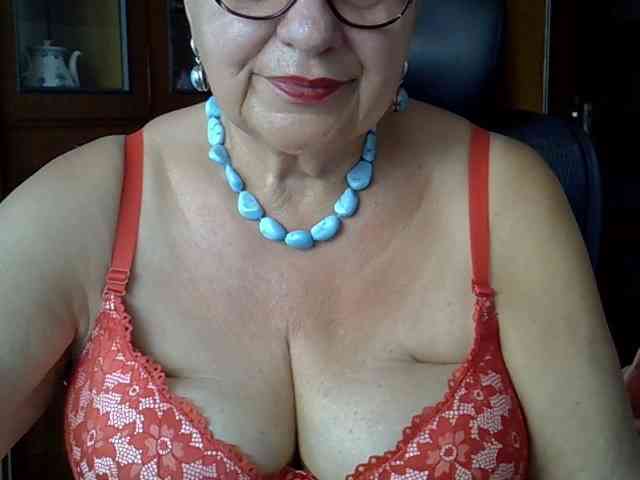 SweetCherry00 webcam
