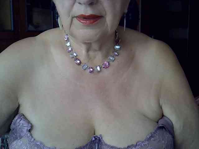 SweetCherry00 Live Webcam on BongaCams
