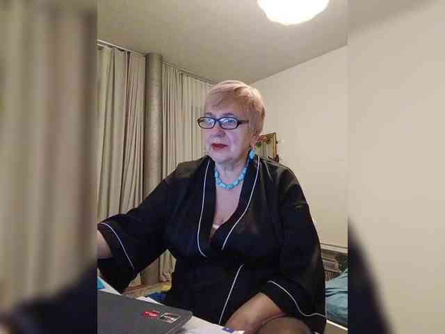 SweetCherry00 webcam