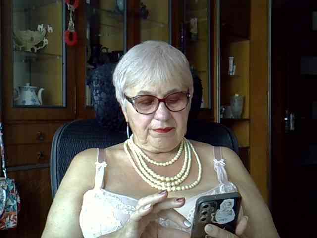 SweetCherry00 webcam