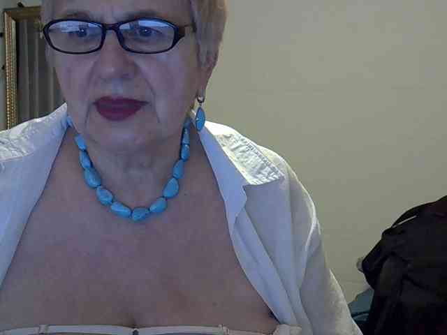 SweetCherry00 webcam